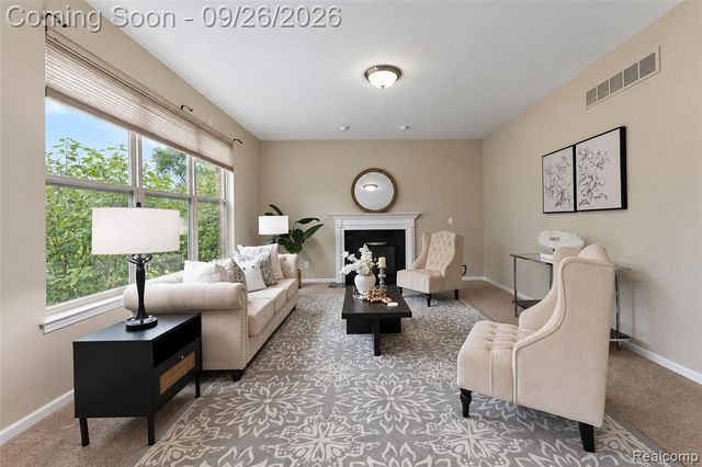822 Lake Woods Drive, Canton, MI 48188