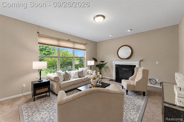 822 Lake Woods Drive, Canton, MI 48188