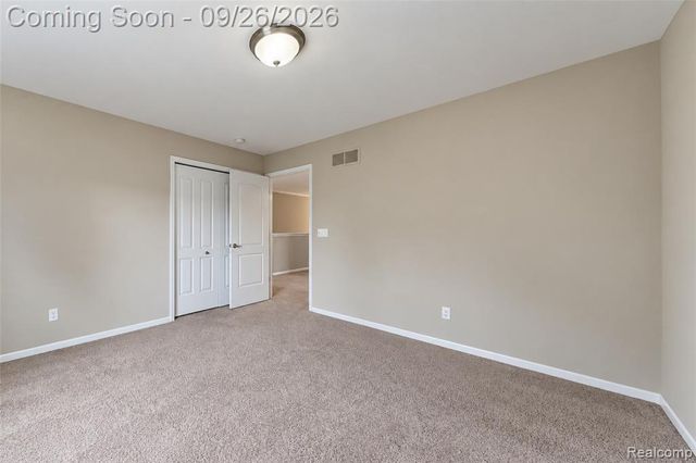 822 Lake Woods Drive, Canton, MI 48188