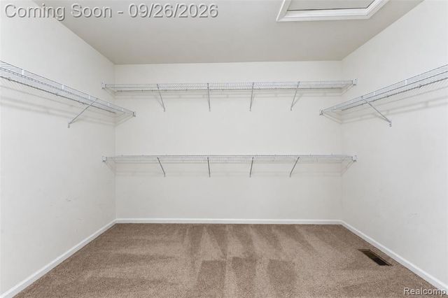 822 Lake Woods Drive, Canton, MI 48188