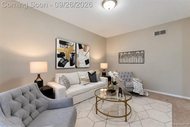 822 Lake Woods Drive, Canton, MI 48188