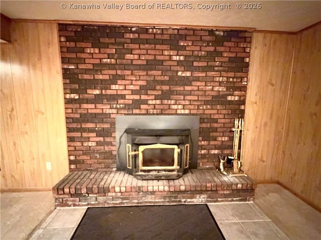 5209 Glow Drive, Charleston, WV 25314