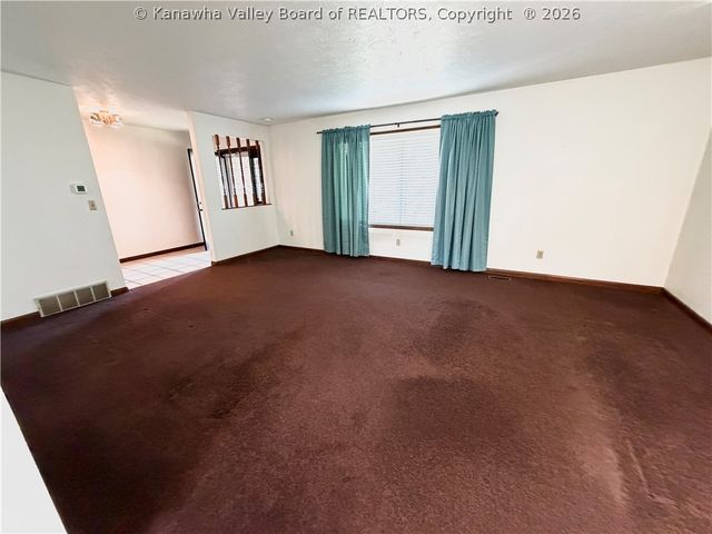 5209 Glow Drive, Charleston, WV 25314