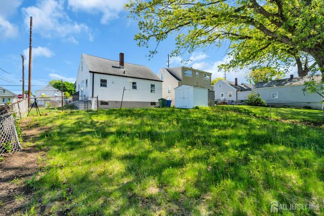414 S Pine Avenue S, Sayreville, NJ 08879