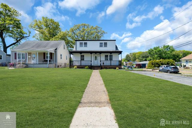 414 S Pine Avenue S, Sayreville, NJ 08879