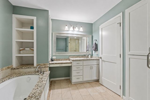 7611 Paulsen Drive, Eden Prairie, MN 55346