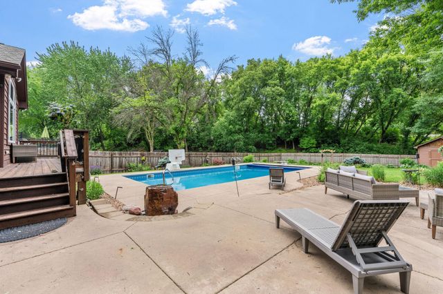7611 Paulsen Drive, Eden Prairie, MN 55346