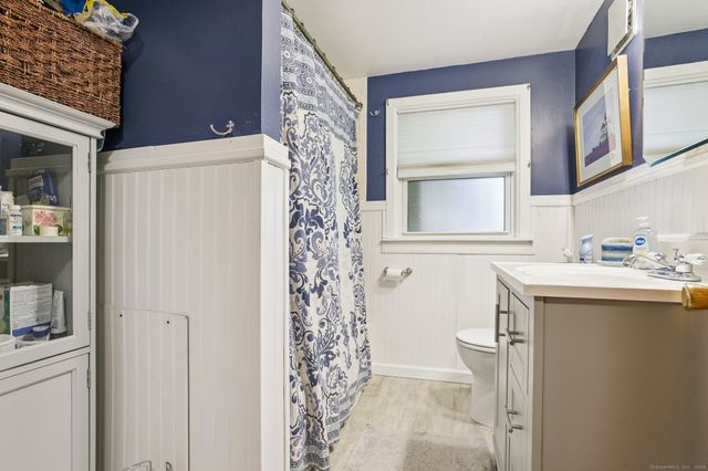 43 Eastwood Road, Groton, CT 06340