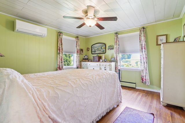 43 Eastwood Road, Groton, CT 06340