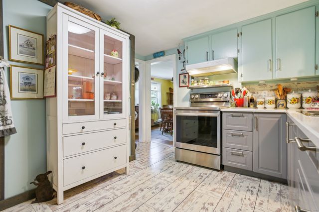 43 Eastwood Road, Groton, CT 06340