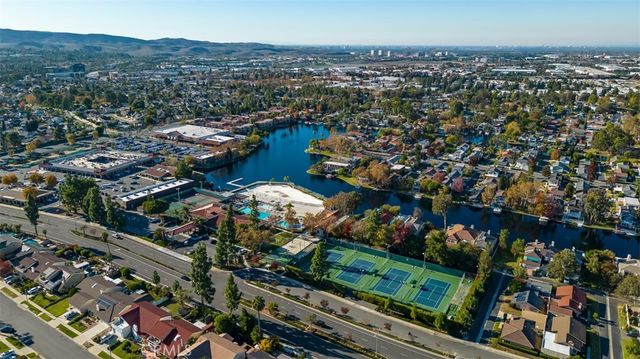 22752 Bayshore Lane, Lake Forest, CA 92630