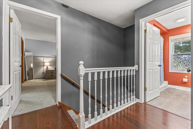 1923 Cliff-Alex COURT N, Waukesha, WI 53189