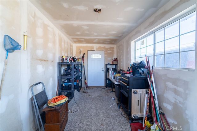 8390 Milpas, Apple Valley, CA 92308