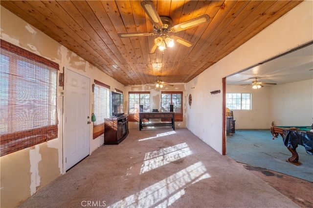 8390 Milpas, Apple Valley, CA 92308