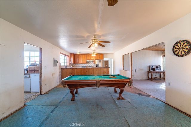 8390 Milpas, Apple Valley, CA 92308