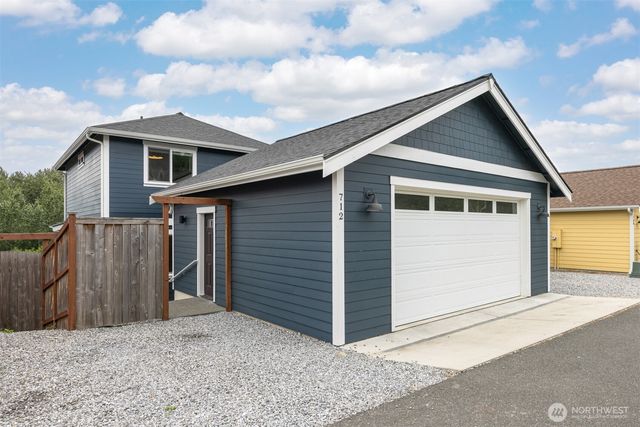 712 Blackstone Lane, Bellingham, WA 98226