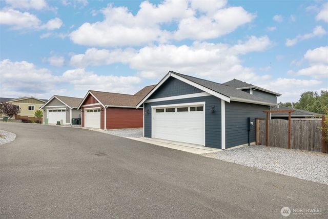 712 Blackstone Lane, Bellingham, WA 98226