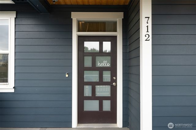 712 Blackstone Lane, Bellingham, WA 98226