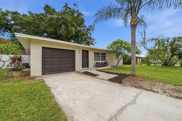 11325 110TH AVENUE, Largo, FL 33778