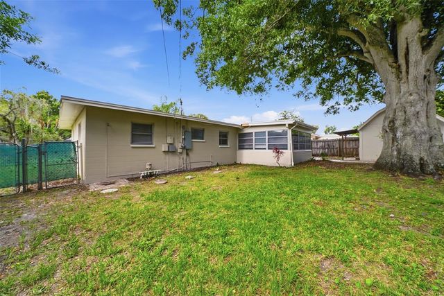 11325 110TH AVENUE, Largo, FL 33778