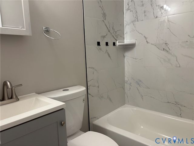 176 McKeever St, Petersburg, VA 23803