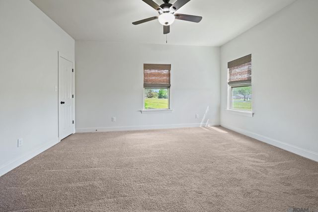 16352 Anna Belle Dr, Prairieville, LA 70737