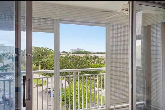 3800 Hillcrest Dr 523, Hollywood, FL 33021