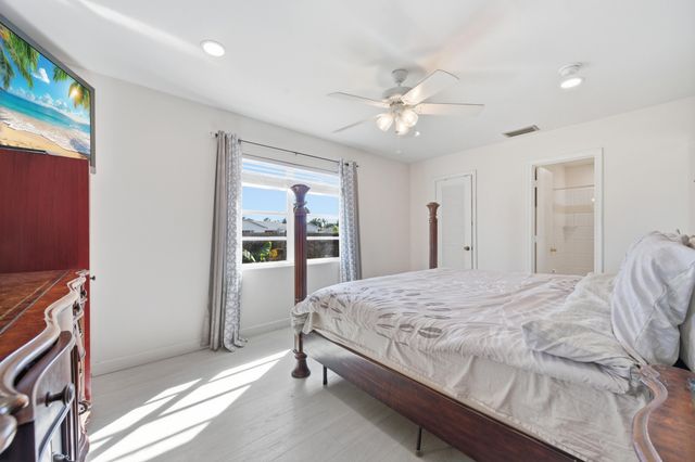 22229 SW 65th Way, Boca Raton, FL 33428