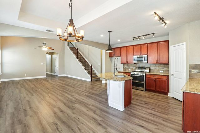 6419 Tulia Way, San Antonio, TX 78253