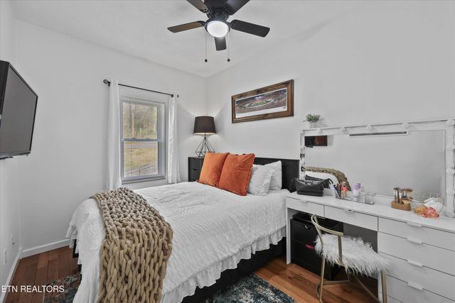 504 Park Ave, Clinton, TN 37716