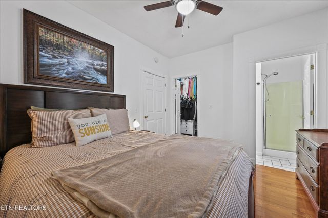 504 Park Ave, Clinton, TN 37716