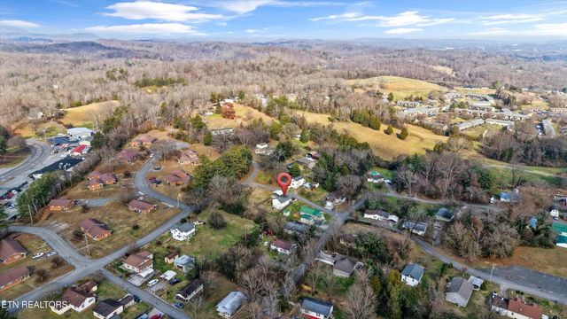 504 Park Ave, Clinton, TN 37716