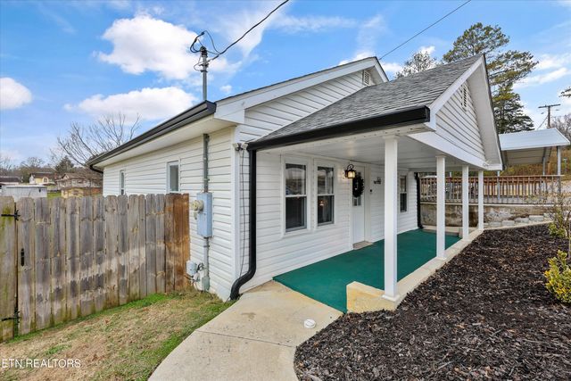 504 Park Ave, Clinton, TN 37716