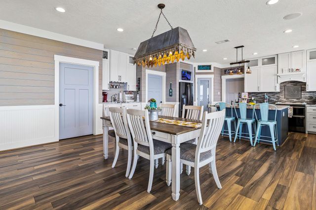 151 Key Largo Loop, Point Blank, TX 77364