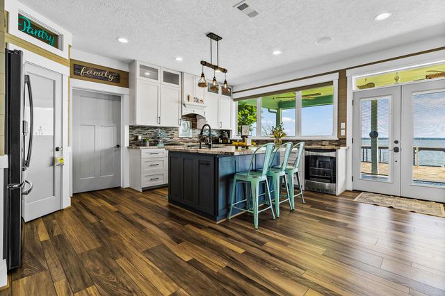 151 Key Largo Loop, Point Blank, TX 77364