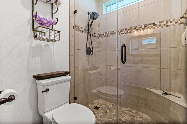 151 Key Largo Loop, Point Blank, TX 77364