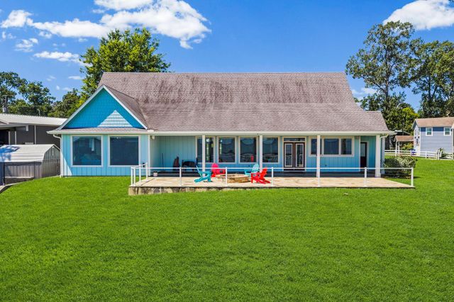 151 Key Largo Loop, Point Blank, TX 77364