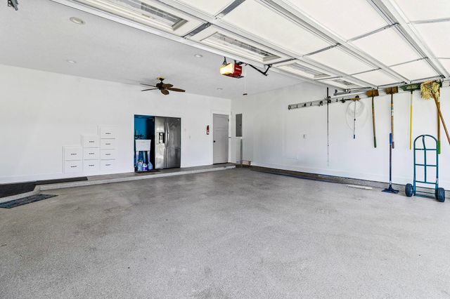151 Key Largo Loop, Point Blank, TX 77364