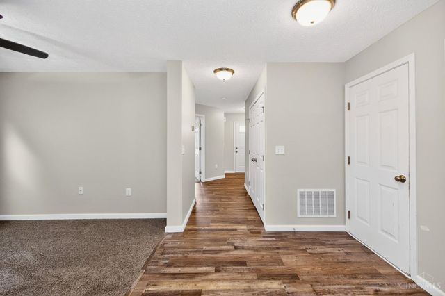 520 Hafton Court, Maineville, OH 45039