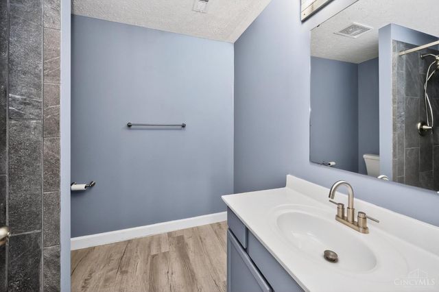 520 Hafton Court, Maineville, OH 45039