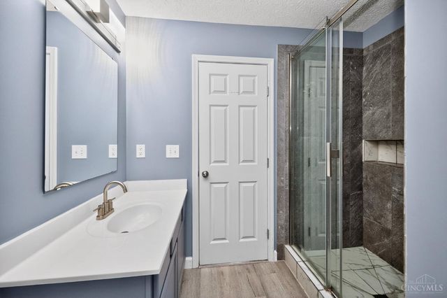 520 Hafton Court, Maineville, OH 45039