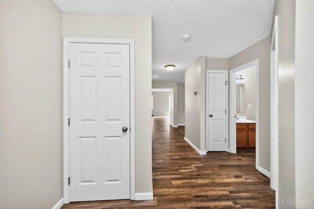 520 Hafton Court, Maineville, OH 45039