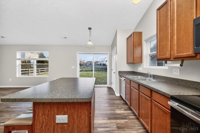 520 Hafton Court, Maineville, OH 45039