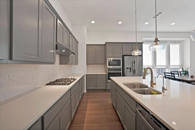 1553 Wyler Drive, Forney, TX 75126
