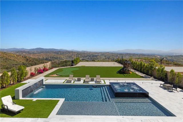28346 Old Springs, Castaic, CA 91384
