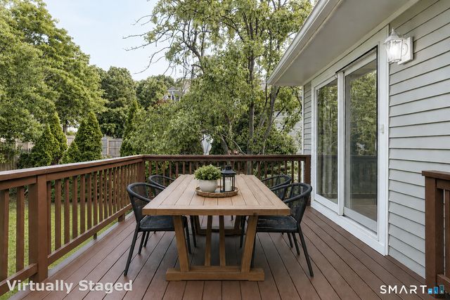 49 Tudor Lane, Naugatuck, CT 06770