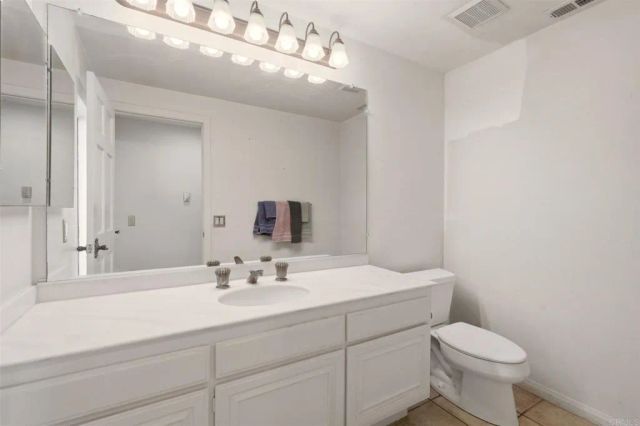 27066 La Paja Lane, Mission Viejo, CA 92691