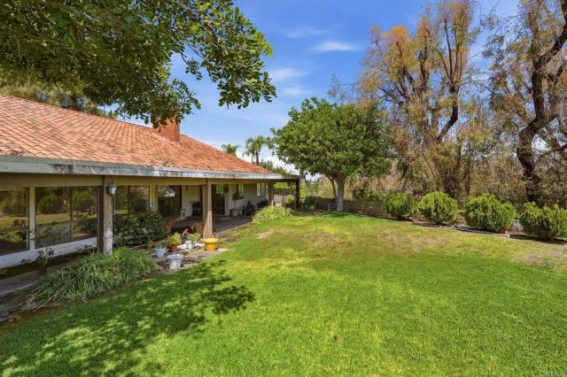 27066 La Paja Lane, Mission Viejo, CA 92691