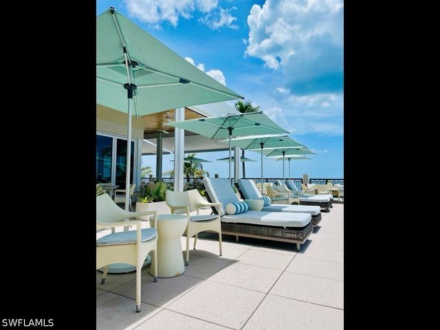 28511 Calabria CT 202, Naples, FL 34110