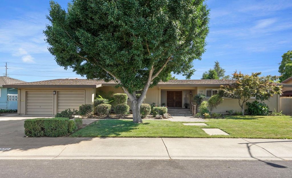 530 Willow Glen Dr, Lodi, CA 95240